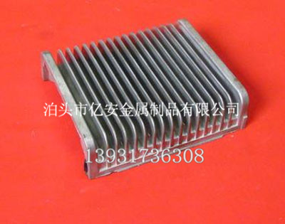 散熱器壓鑄件圖四